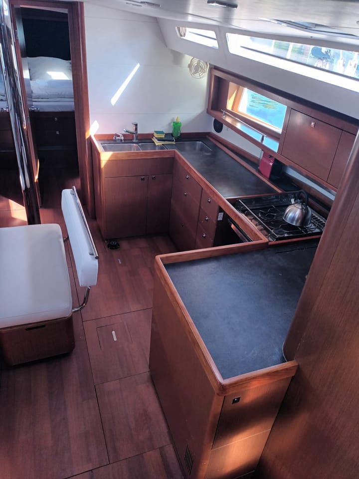  Zeilboot Beneteau Oceanis 48 LR (2015) voor Charter - Sibenik | #6995 - 10