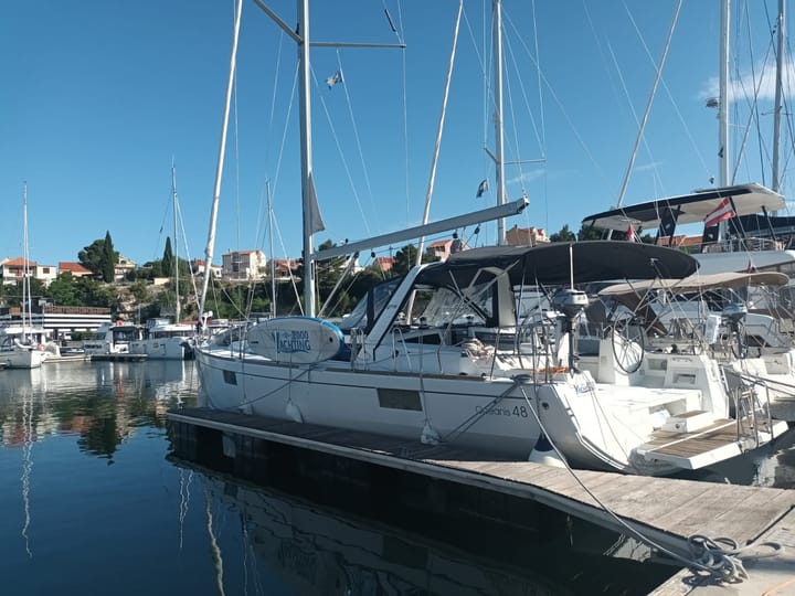 Sibenik 14.6 m For Charter Voilier - #6995 - 1