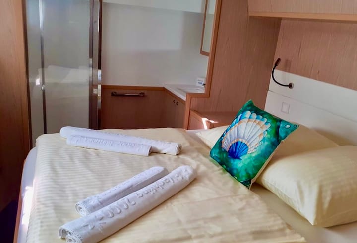 Catamaran Lagoon  52 (2013) for Charter - Šibenik | #6999 - 7