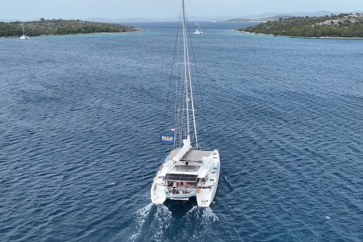 Catamaran Lagoon  52 (2013) for Charter - Šibenik | #6999 - 4
