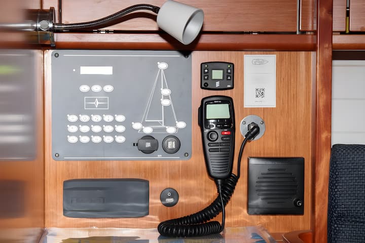 Sailboat Bavaria  34 Cruiser (2017) for Charter - Pirovac | #7206 - 17