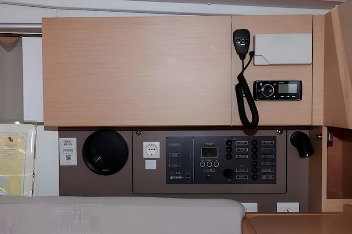 Voilier Beneteau Oceanis 35.1 (2017) pour Charter - Biograd | #7217 - 9