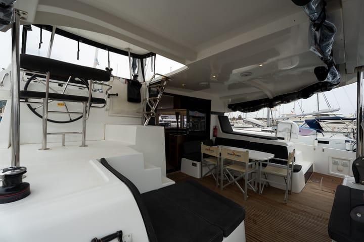 Lagoon  42 Kiralık Katamaran (2018) - Salerno | #7282 - 7