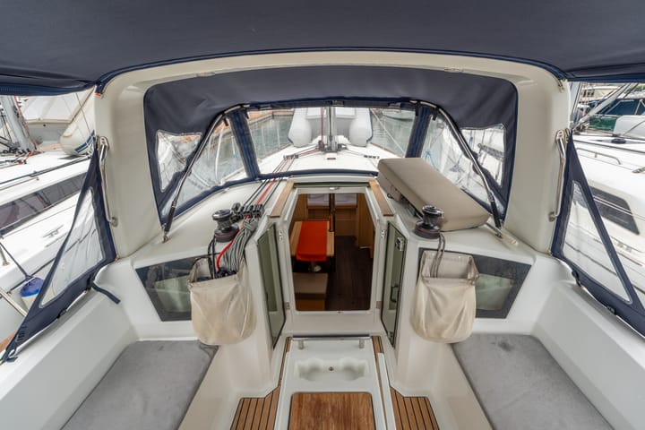 Beneteau Oceanis 38.1 Kiralık Yelkenli (2019) - Salerno | #7302 - 7