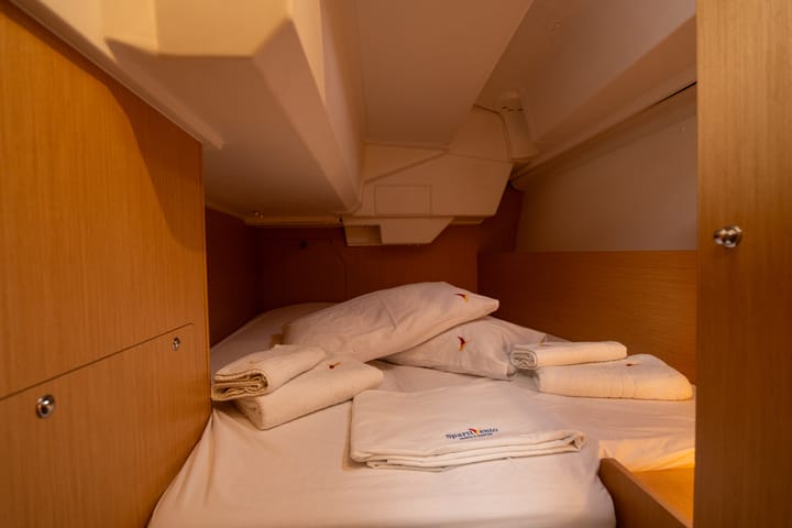 Beneteau Oceanis 38.1 Kiralık Yelkenli (2019) - Salerno | #7302 - 6