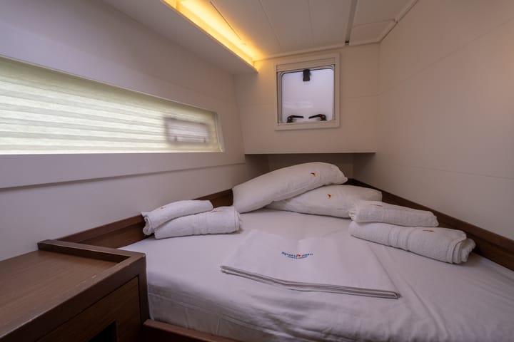 Salerno 11.97 m Voor Charter Catamaran - #7316 - 19