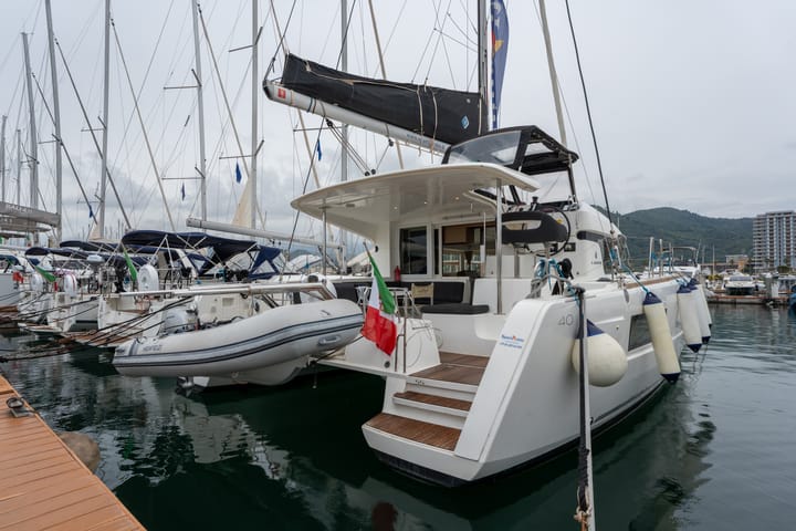 Salerno 11.97 m Voor Charter Catamaran - #7316 - 5