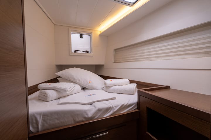 Salerno 11.97 m Voor Charter Catamaran - #7316 - 16