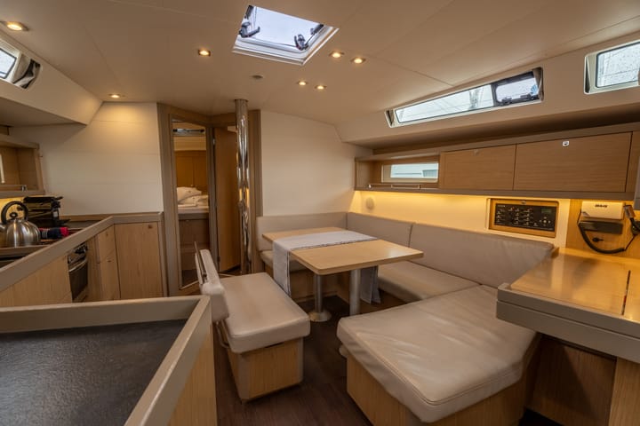 Salerno 13.85 m Per noleggio Barca a vela - #7318 - 4