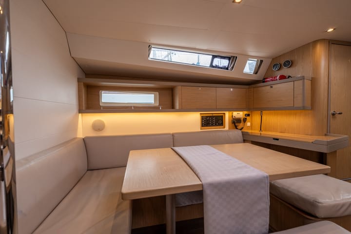 Salerno 13.85 m Per noleggio Barca a vela - #7318 - 3