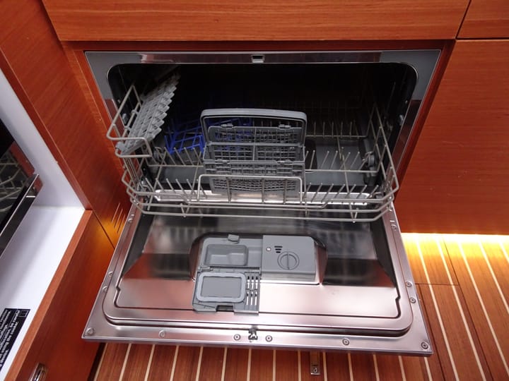  Barca a vela Dufour  56 Exclusive (2017) per Noleggio, overcloccabile Primošten | #739 - 5