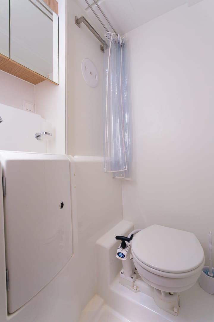  Catamarán Lagoon 400 S2 (2013) para Charter - Split | #7404 - 10