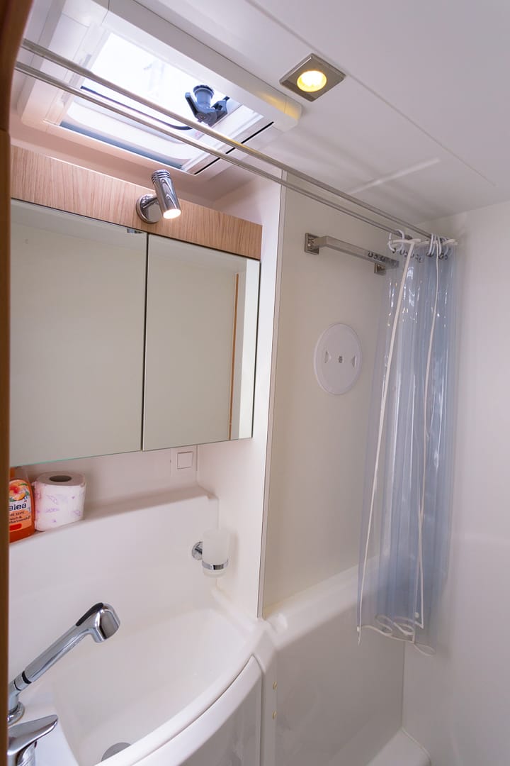  Catamarán Lagoon 400 S2 (2013) para Charter - Split | #7404 - 33