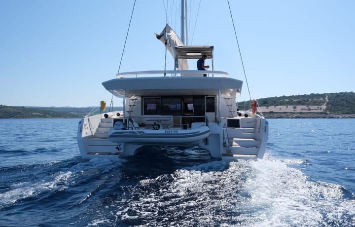  Catamarano Dufour 48 Catamaran (2019) per Noleggio, overcloccabile Primošten | #749 - 4