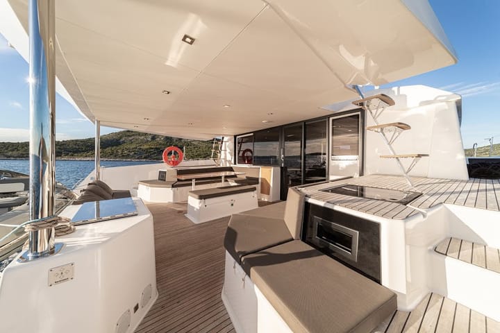  Catamarano Dufour 48 Catamaran (2019) per Noleggio, overcloccabile Primošten | #749 - 21