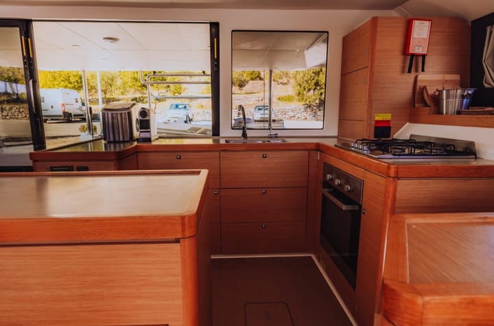  Catamarano Dufour 48 Catamaran (2019) per Noleggio, overcloccabile Primošten | #749 - 11