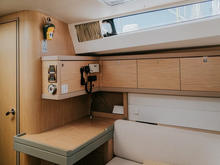  Velero Beneteau Oceanis 48 (2016) para Charter - Split | #7742 - 10