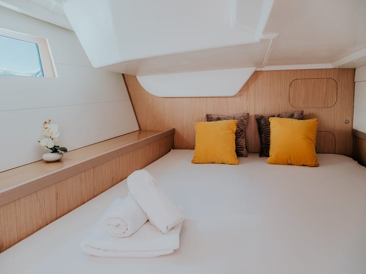  Velero Beneteau Oceanis 48 (2016) para Charter - Split | #7742 - 25