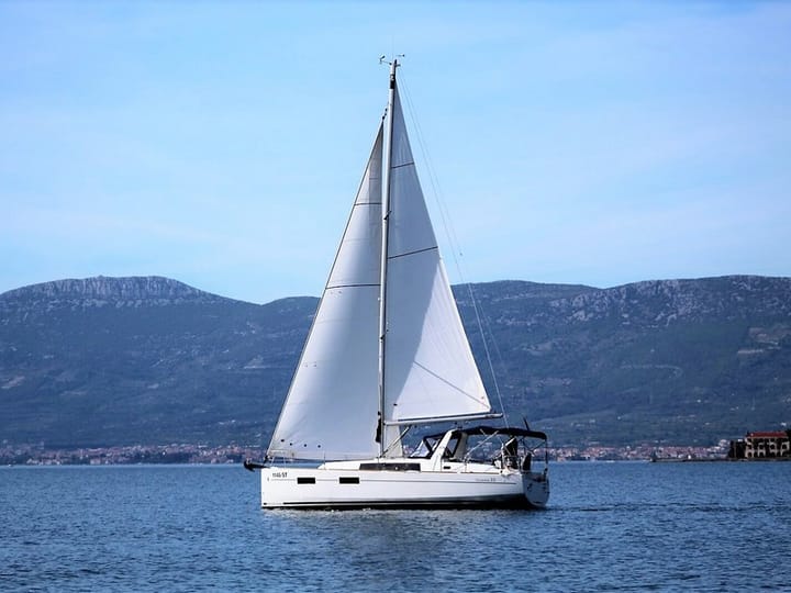 Beneteau, Oceanis 35 (2016) - #7747