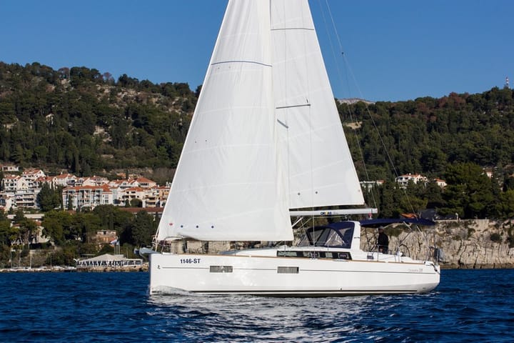 Beneteau Oceanis 38 Kiralık Yelkenli (2016) - Split | #7769 - 15