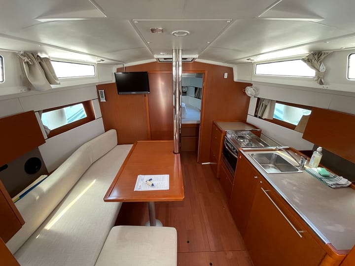  Barca a vela Beneteau Oceanis 38.1 (2018) per Noleggio, overcloccabile Sukošan | #7822 - 5