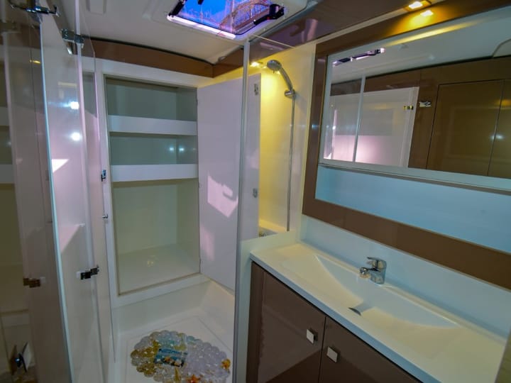  Catamaran Fountaine Pajot Lucia 40 (2016) voor Charter - Marmaris | #8166 - 53