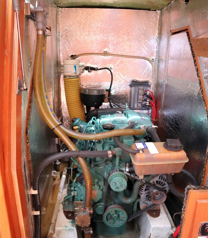 Bavaria  40 Cruiser Kiralık Yelkenli (2012) - Atina | #8239 - 43