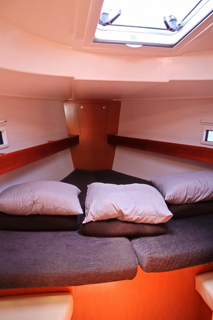 Bavaria  40 Cruiser Kiralık Yelkenli (2012) - Atina | #8239 - 14