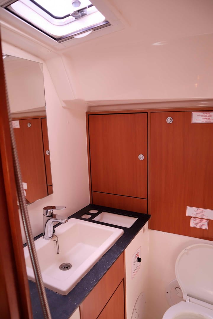 Bavaria  40 Cruiser Kiralık Yelkenli (2012) - Atina | #8239 - 7