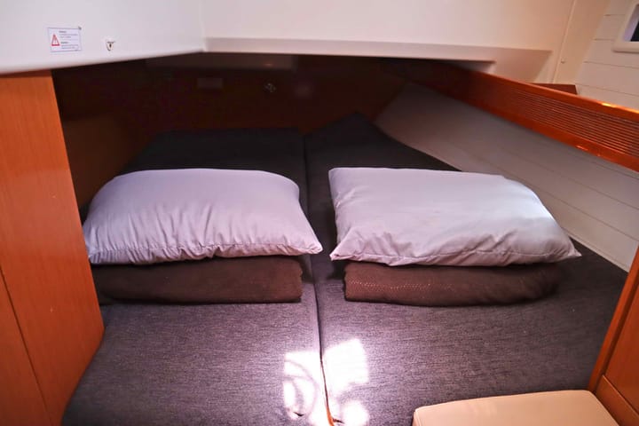 Bavaria  40 Cruiser Kiralık Yelkenli (2012) - Atina | #8239 - 33