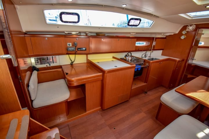  Velero Beneteau Oceanis 40 (2009) para Charter - Marmaris | #8504 - 33