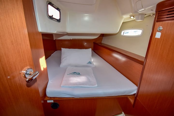  Velero Beneteau Oceanis 40 (2009) para Charter - Marmaris | #8504 - 26