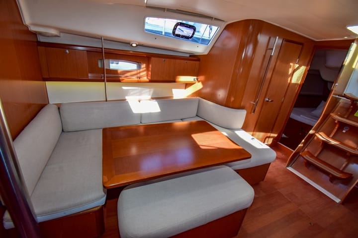  Velero Beneteau Oceanis 40 (2009) para Charter - Marmaris | #8504 - 38