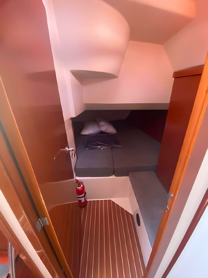 Sailboat Hanse  400 (2006) for Charter - Kos | #8727 - 20