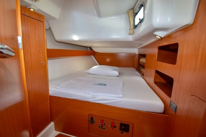 Beneteau Cyclades 50.5 Kiralık Yelkenli (2009) - Marmaris | #8789 - 58