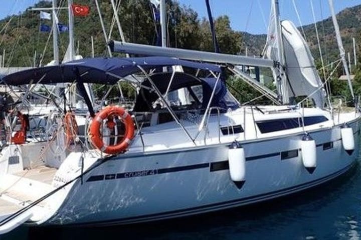 Bavaria,  41 Cruiser (2018) - #8818