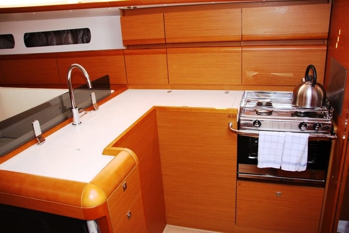 Sailboat Jeanneau Sun Odyssey 439 (2014) for Charter - Marmaris | #9027 - 20