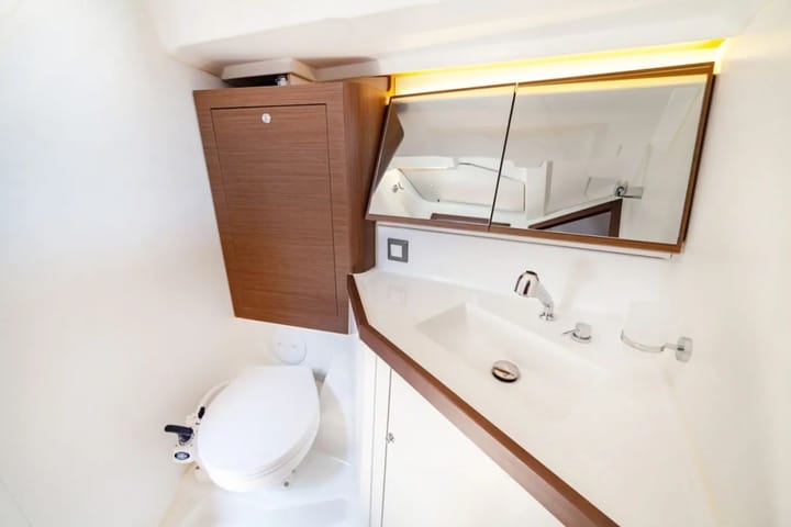 Sailboat Beneteau Oceanis 46.1 (2020) for Charter - Orhaniye | #9114 - 17