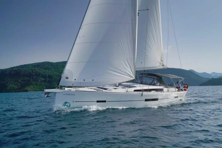  Zeilboot Dufour  520 Grand Large (2020) voor Charter - Marmaris | #9121 - 27