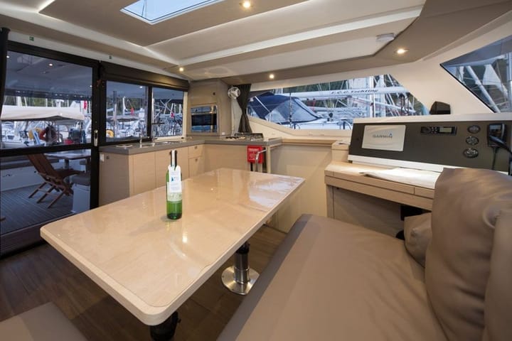 Catamaran Fountaine Pajot Lucia 40 (2019) pour Charter - Gocek | #9210 - 6