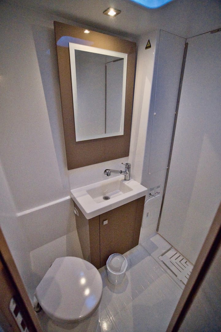  Catamaran Fountaine Pajot Astrea 42 (2019) voor Charter - Marmaris | #9263 - 24