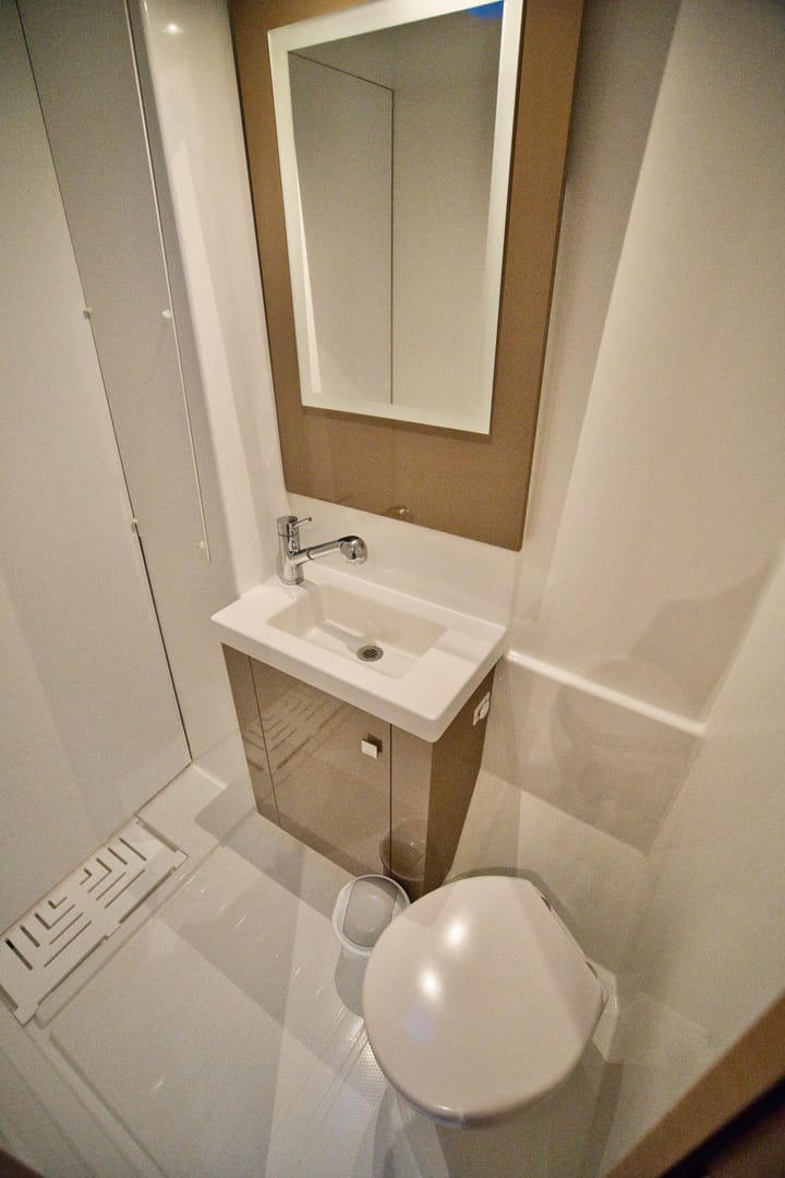  Catamaran Fountaine Pajot Astrea 42 (2019) voor Charter - Marmaris | #9263 - 45