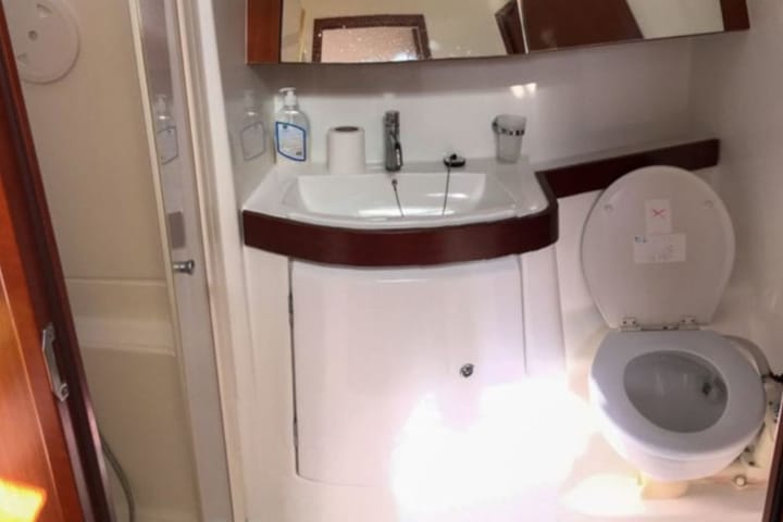 Voilier Beneteau Oceanis 43 (2011) pour Charter - Marmaris | #9349 - 14