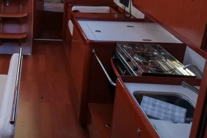 Voilier Beneteau Oceanis 43 (2011) pour Charter - Marmaris | #9349 - 9