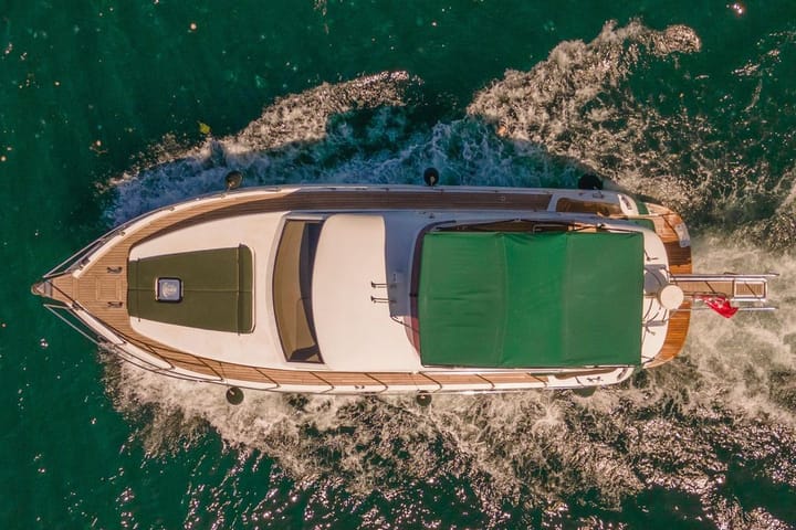 Custom Made Motor Yacht (2014) for Charter - Bebek | #9683 - 4