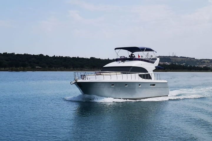 Fait sur mesure Yacht à moteur (2014) for Charter - Ayvalik | #9774 - 5