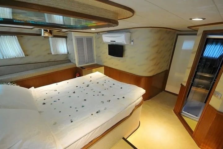 Fait sur mesure Gulet (2013) for Charter - Kerkira | #9806 - 12