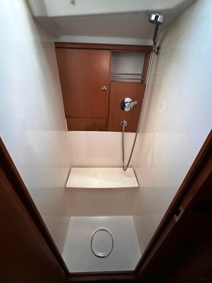 Sailboat Bavaria 46 Cruiser (2015) for Charter - Fethiye | #9808 - 15