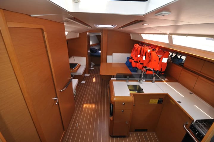 Voilier Jeanneau Sun Odyssey 409 (2013) pour Charter - Fethiye | #9811 - 5