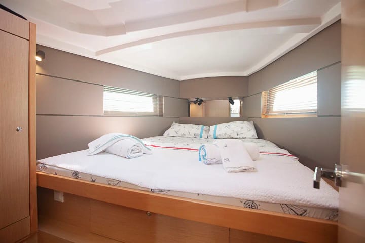 Voilier Beneteau Oceanis 38 (2014) pour Charter - Orhaniye | #9855 - 9